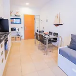 113 - Casa Le Terrazze In Centro 100 Metri Mare Spiaggia, Box Auto Gratis