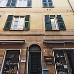 Casa Marilu Nel Centro Storico Di Rapallo By Wonderful Italy