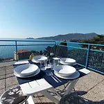 Appartamento Con Stupenda Vista Mare Zona Bristol