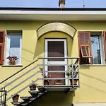 Spacious Apartment In A Quiet Area: Sanremo