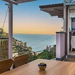 Lo Chalet Sul Mare, Terre Marine