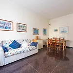 Joivy Cosy Family Flat Near Sturla Beach
