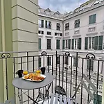 Happy Family Apartments U Papaviou