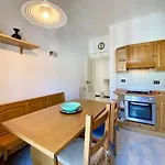 Hostdomus - Rooftop Suite Finalpia