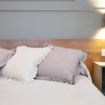 Victoria Apartments Family