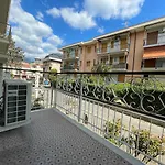 300 Metri Dal Mare Elegante Monolocale Con A/C