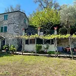 Lobster Cottage Apartment