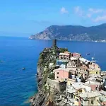 Cinque Terre Hub Luxury Home In La Spezia