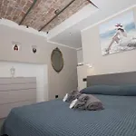 Il Mare Dietro L'Angolo