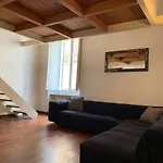 La Contessa