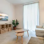 Lovely Oasi Apartment X7 - Near Central Station