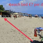 House Of Fly With Sea View, Front The Beach