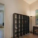 Cairoli Stylish Apartment By Wonderful Italy