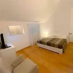 Home A&K