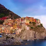 Sunny And Lovely Apartment - Free Wifi