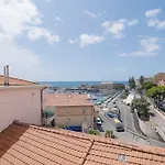 Sea View Apartment - 2 Bedrooms