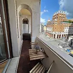 Piazza Dante 9 Genoa Center Town