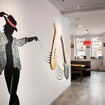 Hotel Nologo