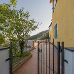 100B - Villa Ginestra, Ampia Terrazza 120M2 Vista Mare 10 Minuti A Piedi Spiaggia, 3 Camere Da Letto