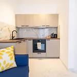 Elegante E Moderno Appartamento-Colin Home