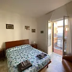 Casa 'A Due Passi Dal Mare' + Parking!
