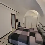 Casa Rachele - Appartamento Con Posto Auto Privato A 300 M