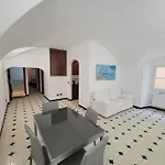 Casa Rachele - Appartamento Con Posto Auto Privato A 300 M
