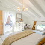 Appartamento In Villa Antonia