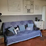 The Shell - New Interior Look But Same Old Charm 200Mt From The Sea With Garden And Parking Nearby