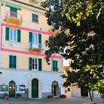 Magnolia Apartment, Historic And Elegant, Seaview, 2 Aircondo Bdr, 2Bth, Free Garage!