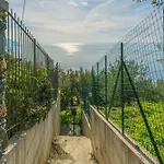 Apartment With Sea View, Private Garden, Bogliasco