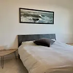 Lmhouse