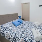 307 - Casa Sara, 5 Minuti Di Auto Dal Mare E Dal Centro Di Sestri, Con Parcheggio Privato