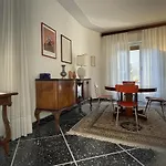 Sulle Vie Delle Cinque Terre, Nel Centro Storico Di Spezia!