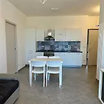 Casa Maestrale - Elegante Con Balcone Vista Mare