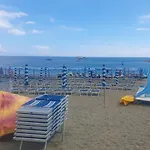Central Sestri Executive 2 Bedroom&Huge Terrace