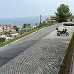 La Casa Blu - Free Parking - Sea View - Free Wifi