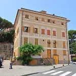 Adamaina - Sea View Apartment With Private Garage
