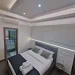 Ari Guest House