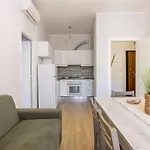 Casa Ristrutturata Parking Condominiale