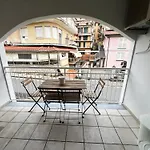 Bilocale Garibaldi - San Terenzo, Lerici