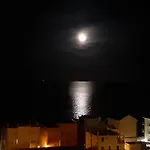Spectacular Sea View - 3 Minutes Walk From The Sea