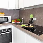 Ferienwohnung In Borghetto Santo Spirito Mit Pool