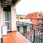 Comodo Trilocale A Pietra Ligure