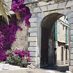 Luxury Apartments In Medieval Ventimiglia Alta Close To The Beach