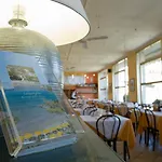 Hotel Ambassador