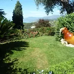 Villa Gaia - Luxury Villa, Pool & Wellness Rooms