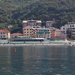 Real Park Hotel