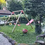 Il Glicine Di Villa Vittoria Nel Verde A Pochi Minuti Di Auto Dalle Spiagge