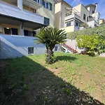 Casa Nora Giardino E Box Auto